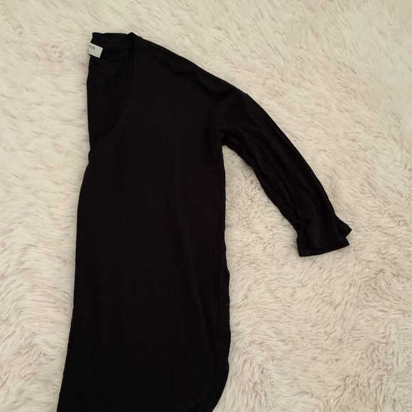 Babaton Black V-Neck Tunic Top - Picture 4 of 7